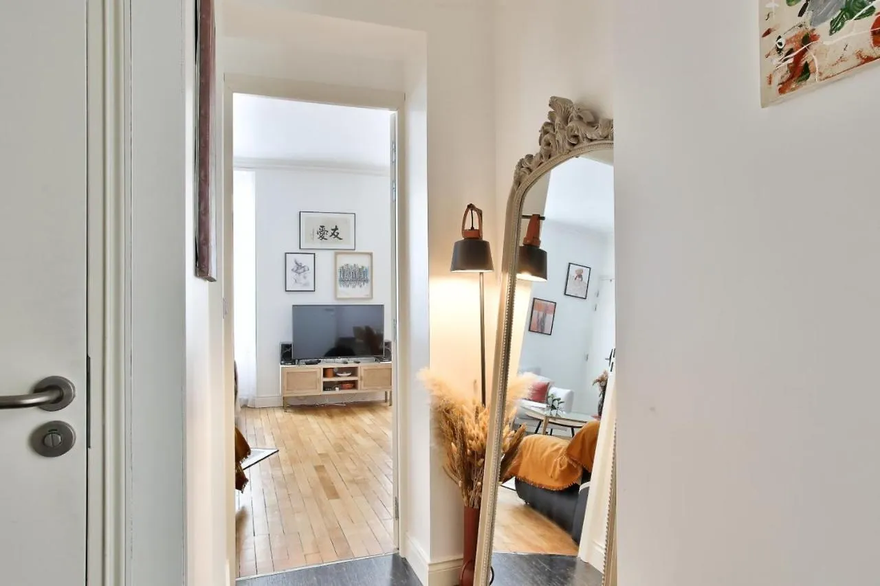 Charming Apartment For 3 - Paris 16E 프랑스